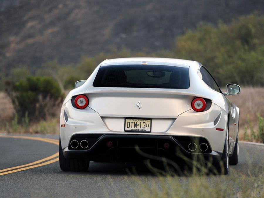  Ferrari FF 2011 года  (US) (фото 10 из 14)